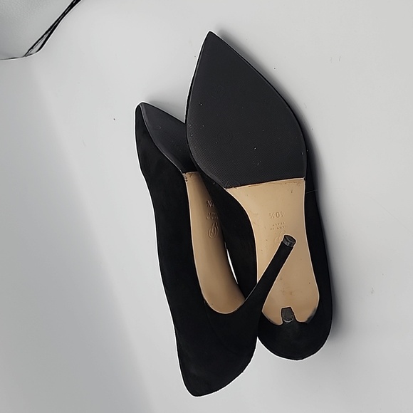 M. GEMI Black Suede Stiletto Heeled Pump with Pointed-toe, size 40½ - Picture 5 of 8